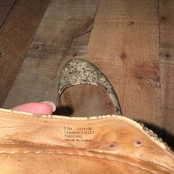 FRYE Carson Ballet Flats US 8.5 Cream w Brown & Silver All Leather Slip on Shoes - Picture 6 of 11